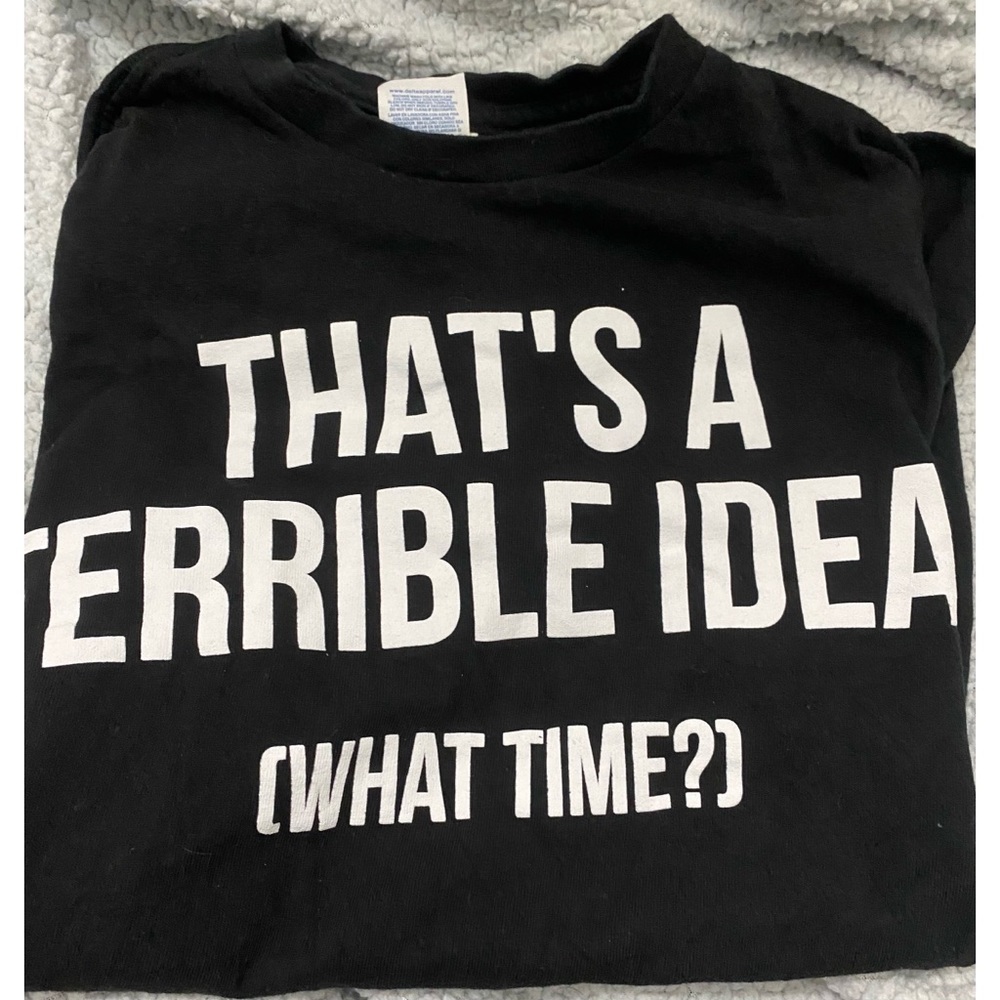 Unisex funny t shirt size Medium